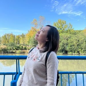 Meet your Posher, Li